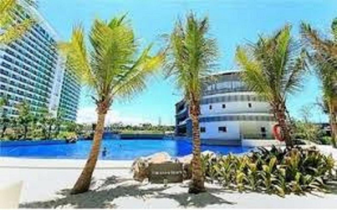 Azure C2 Balcony Wifi Near Mall Airport Multiple Units Paranaque City Ngoại thất bức ảnh