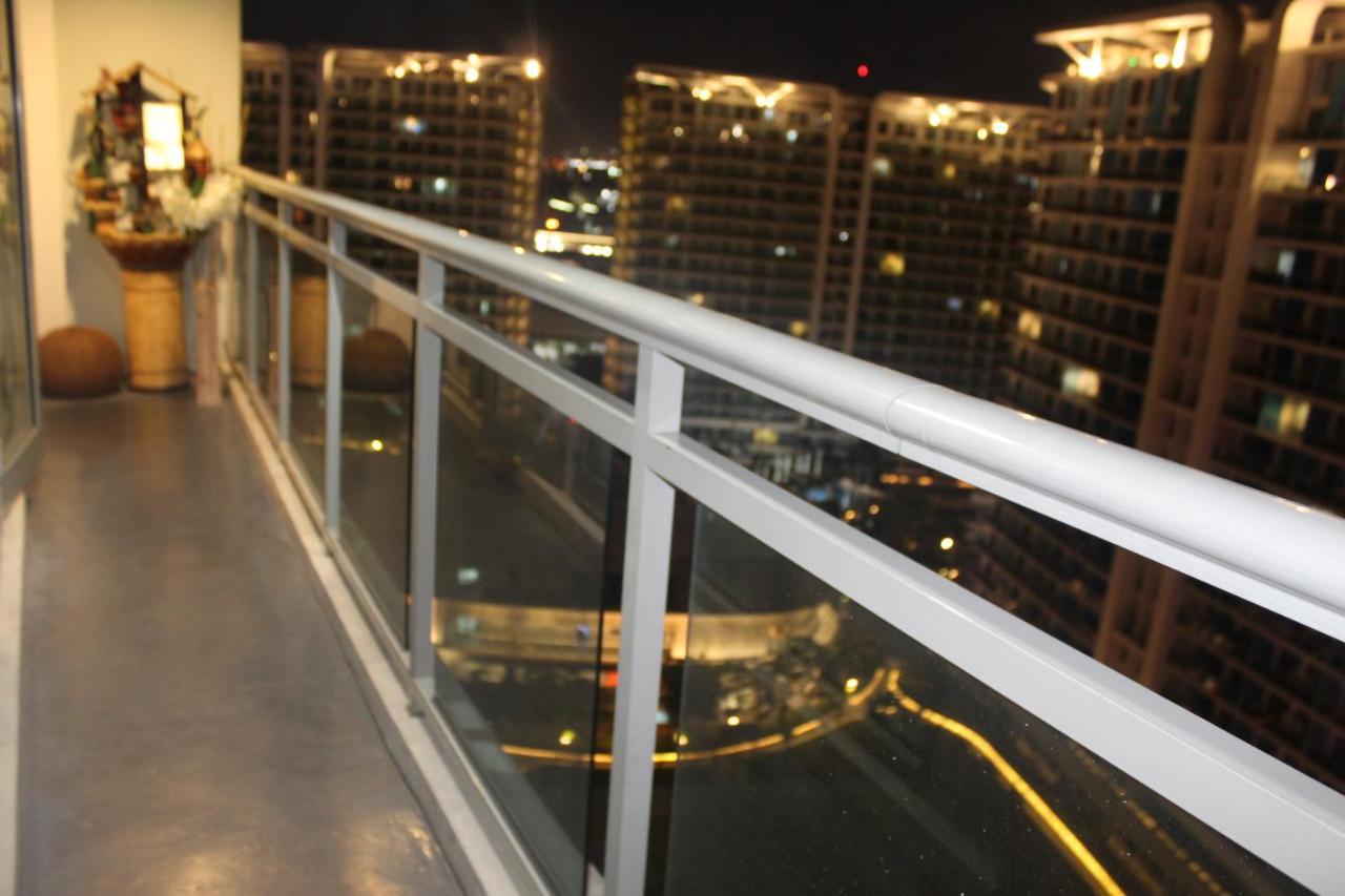 Azure C2 Balcony Wifi Near Mall Airport Multiple Units Paranaque City Ngoại thất bức ảnh