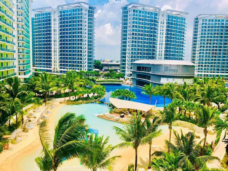 Azure C2 Balcony Wifi Near Mall Airport Multiple Units Paranaque City Ngoại thất bức ảnh